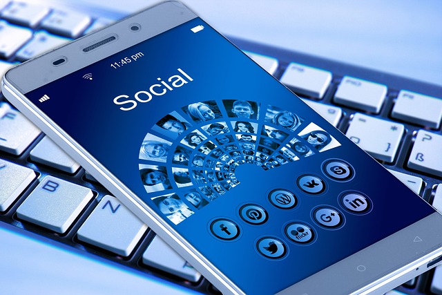 redes sociales movil